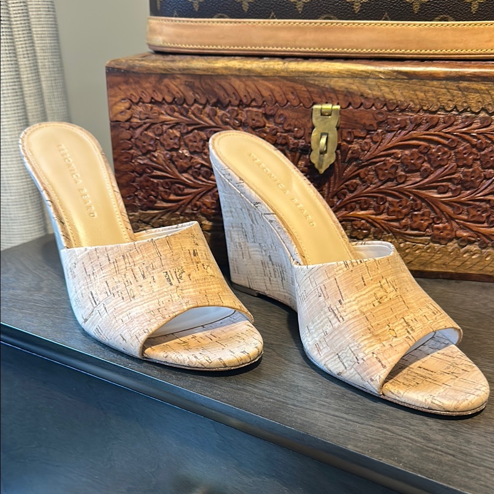Veronica beard Dali cork effect mules 9.5